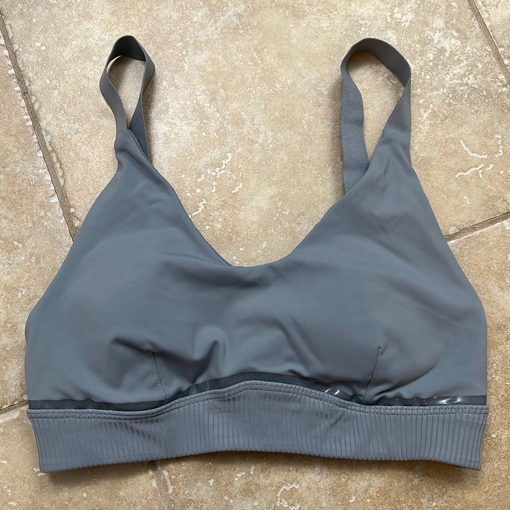 Grey lululemon bra